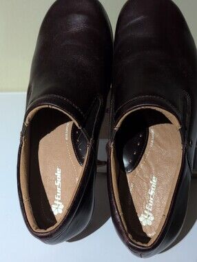 4EurSole Women’s Slip-On in Dark Brown